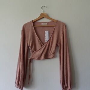 Urban Outfitters Ribbed V-Neck Crop Top - Blush